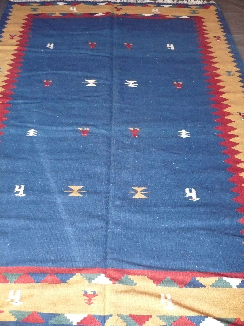 Traditional patterned rug available for sale, item 6