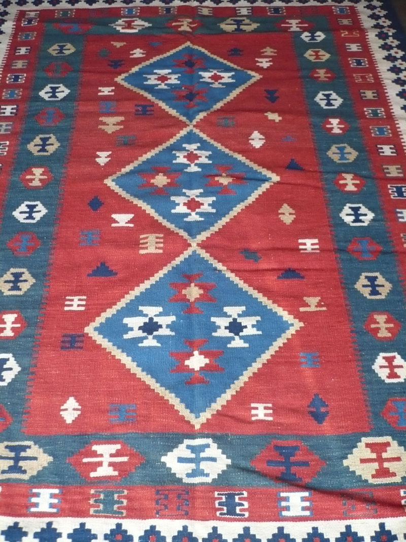 Traditional patterned rug available for sale, item 7